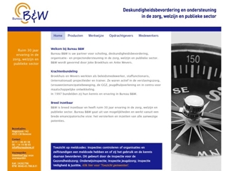 BUREAU B & W